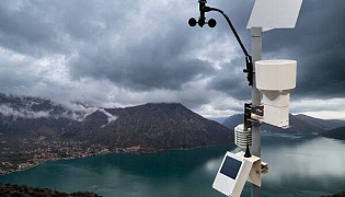 Pod lupą meteorologii: Ewolucja technik prognozowania trąb powietrznych w Polsce Pod lupą meteorologii: Ewolucja technik prognozowania trąb powietrznych w Polsce